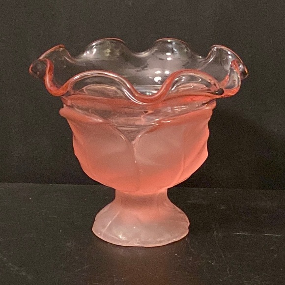 Viking Glass Epic Leaf Compote Vase Pink Satin Frost 1980 Spring Blossoms